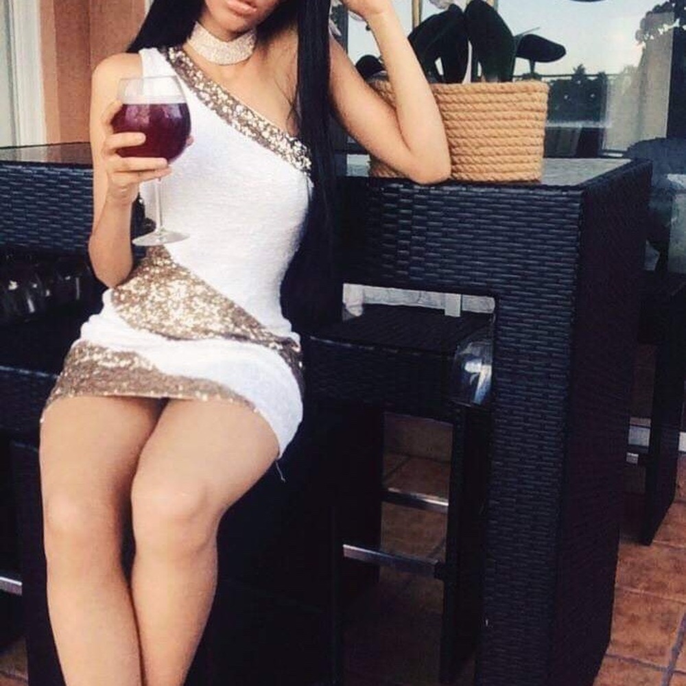 Gorgeous bodycon club dress